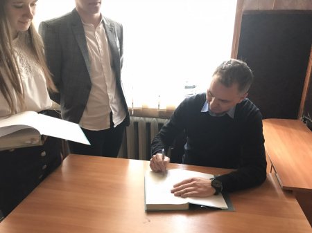 Зустріч з Олександром Авраменком