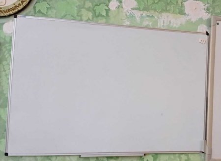 Дякуємо батькам випускників за подарунок ліцею.