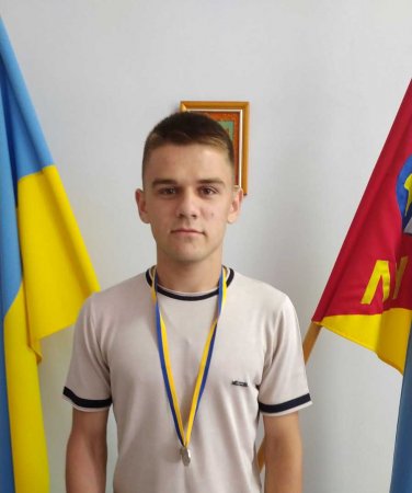 Нагородженням срібними медалями!