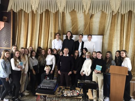 Тренінги з Олесандром Авраменком